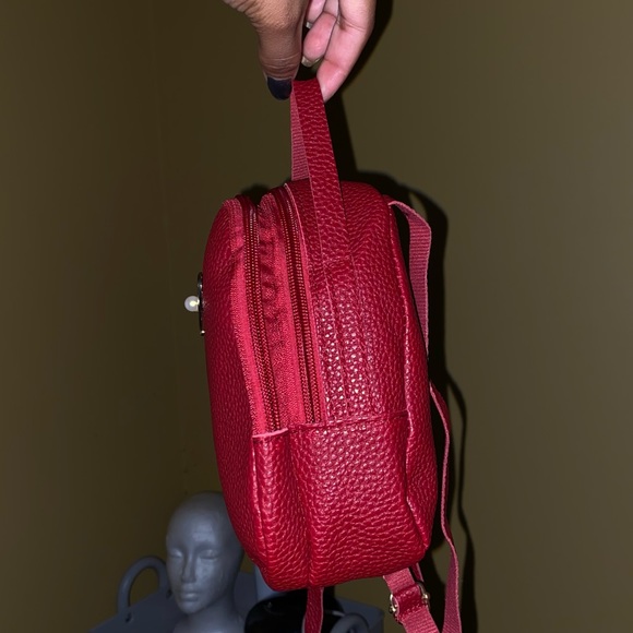 Red Velvet - Picture 3 of 3